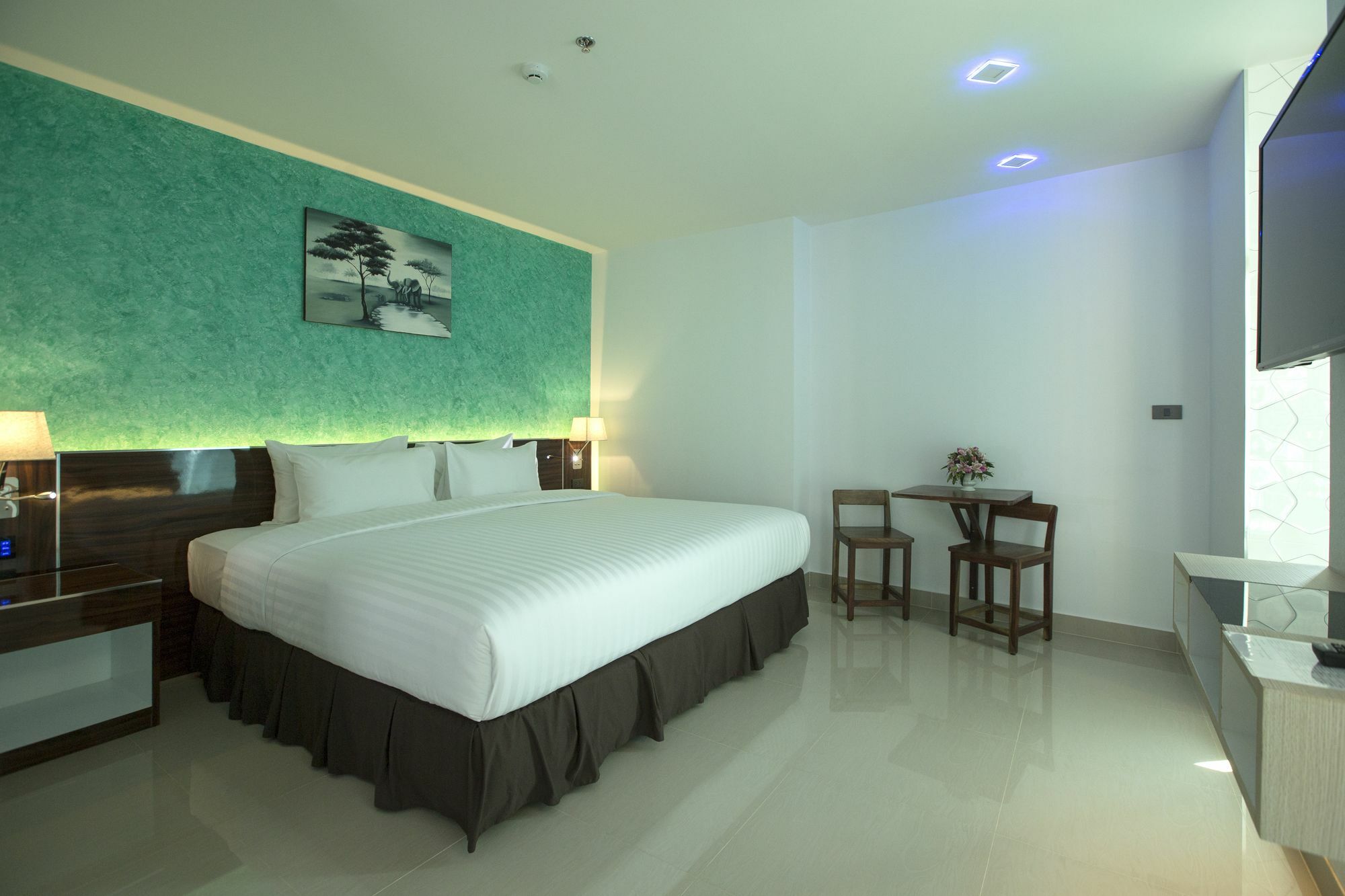 The Forest Hotel Pattaya Ban Nong Tabaek Екстериор снимка